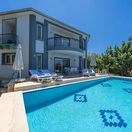 Otel Lacitrus & *