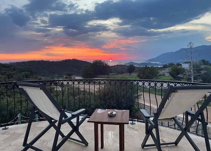 Lacitrus & Otel Kaş