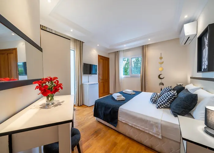 Lacitrus & Otel Kaş